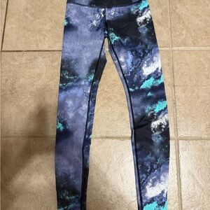 Lululemon Athletica Blue and Gray Leggings
